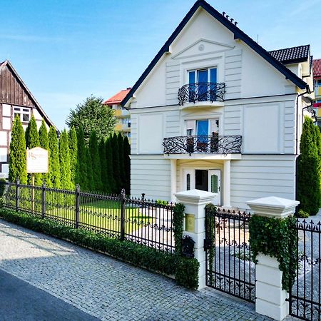 Residenz Selena Bed & Breakfast Ustka Ngoại thất bức ảnh
