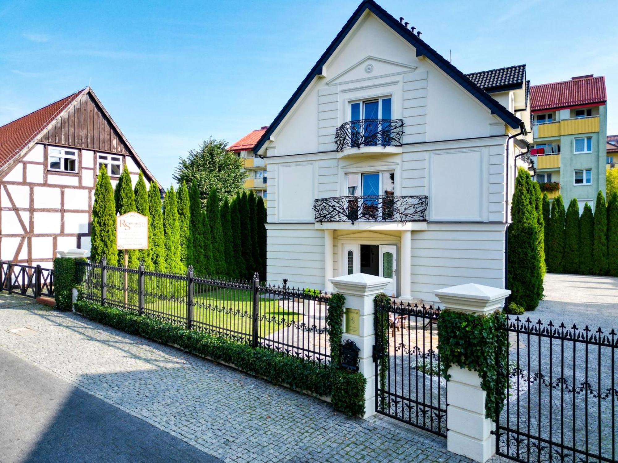 Residenz Selena Bed & Breakfast Ustka Ngoại thất bức ảnh