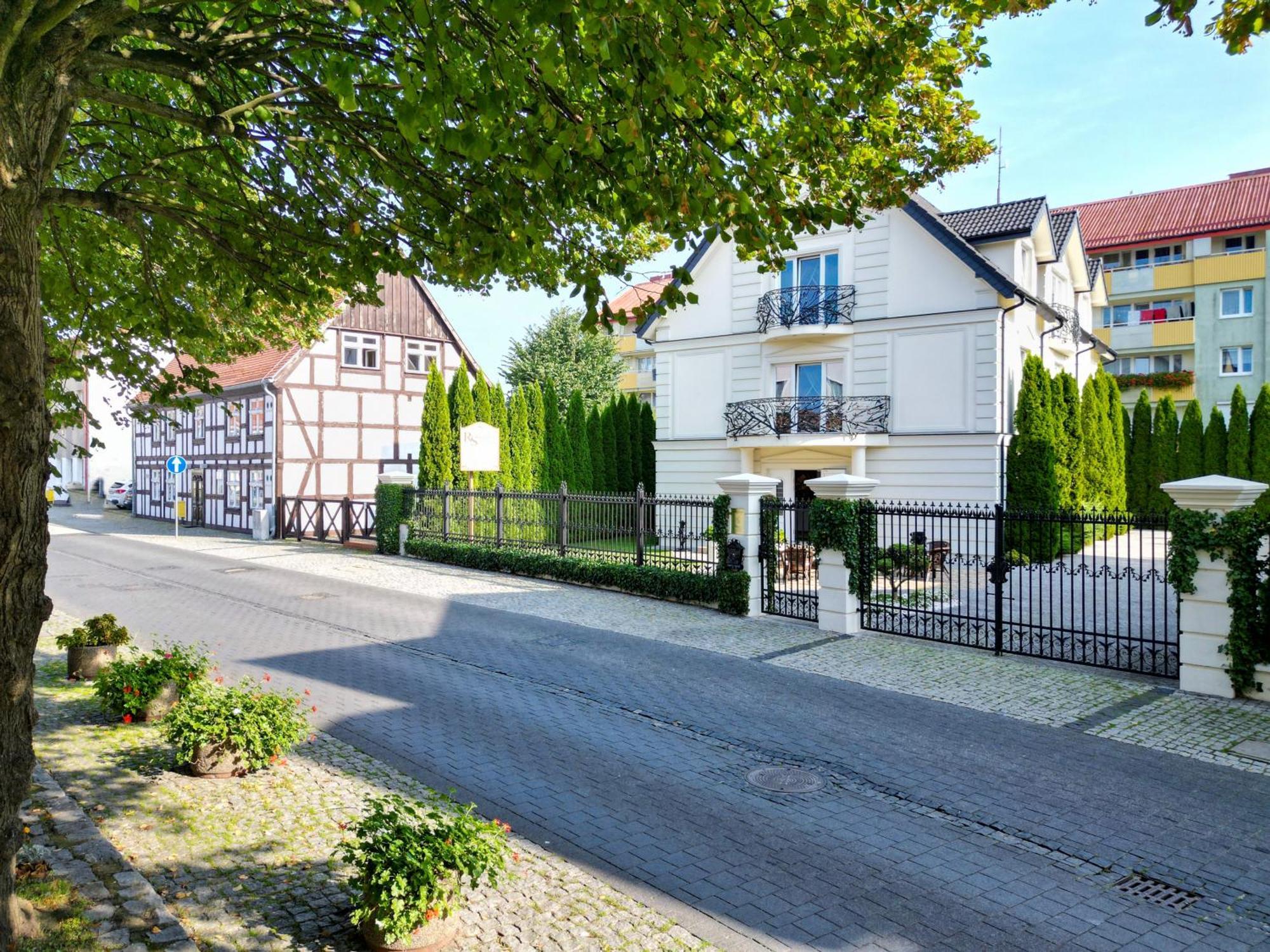 Residenz Selena Bed & Breakfast Ustka Ngoại thất bức ảnh